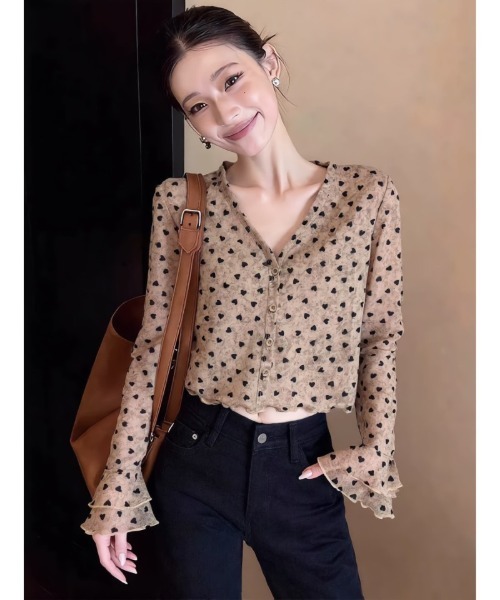 Ritzy（リッツィー）の「ハート総柄シアー V ネックカーディガン（Tシャツ/カットソー・レディース・ベージュ/カーキ・M）」の2枚目の写真