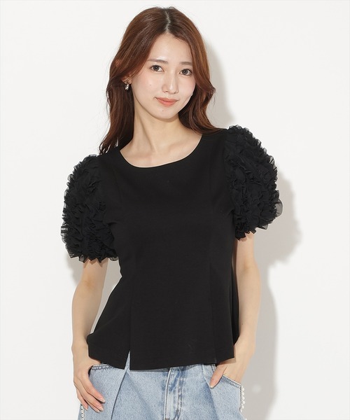AND COUTURE(アンドクチュール)の「フリルスリーブペプラムカットプルオーバー(Tシャツ/カットソー・レディース・アイボリー/ブラック・FREE)」の2枚目の写真