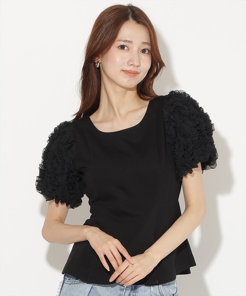 AND COUTURE(アンドクチュール)の「フリルスリーブペプラムカットプルオーバー(Tシャツ/カットソー・レディース・アイボリー/ブラック・FREE)」の9枚目の写真
