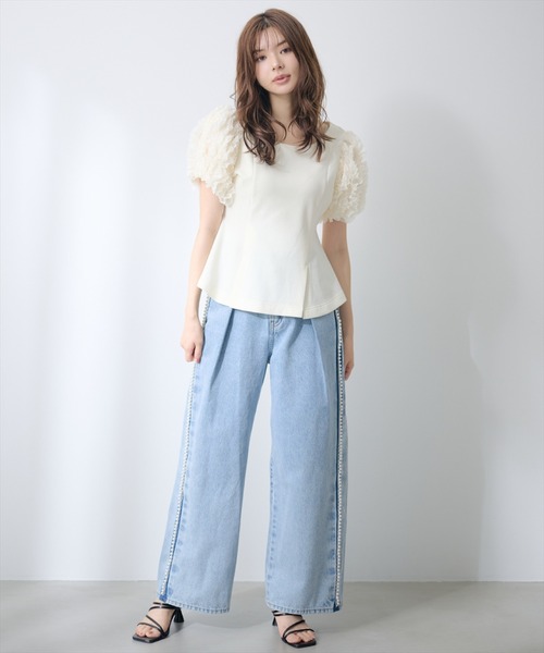 AND COUTURE(アンドクチュール)の「フリルスリーブペプラムカットプルオーバー(Tシャツ/カットソー・レディース・アイボリー/ブラック・FREE)」の18枚目の写真