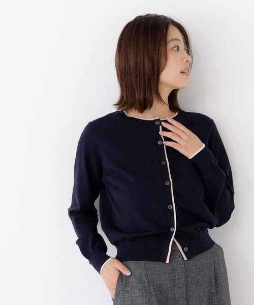 NATURAL BEAUTY BASIC(ナチュラルビューティーベーシック)の「<EC限定カラー:ネイビー><ちょうど、いい服>“それどこの?”褒められ配色カーディガン(カーディガン/ボレロ・レディース・ブラック/ネイビー/ボルドー/ブルー/グレー・FREE)」の3枚目の写真