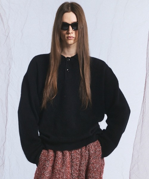 MAISON SPECIAL（メゾンスペシャル）の「《UNISEX》スーパー140エクストラファインメリノウールプライムオーバーニットポロシャツ/Super140 Extra Fine Merino Wool Prime-Over Knit Polo Shirt【MAISON SPECIAL/メゾンスペシャル】（ニット/セーター・メンズ・バーガンディー/パープル/グレー/ブラック・0/1/2）」の2枚目の写真