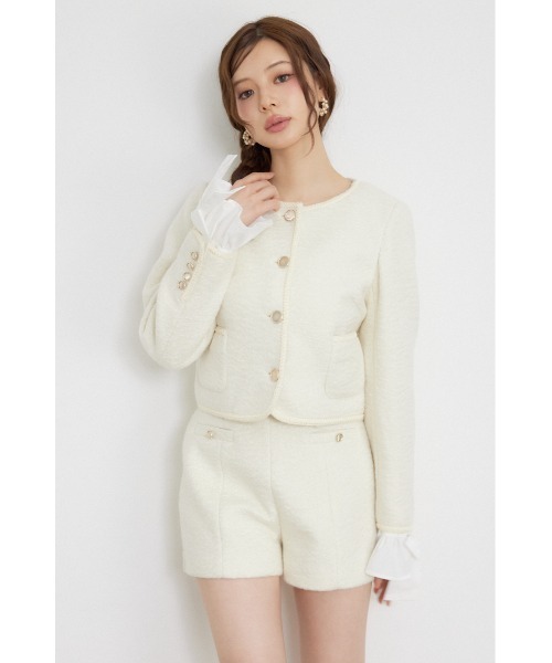 rienda(リエンダ)の「【AW先行アイテム】2WAYゴールドボタンジャケット 秋服 冬服(ノーカラージャケット・レディース・グレー/アイボリー/ベージュ・SMALL/MEDIUM)」の7枚目の写真