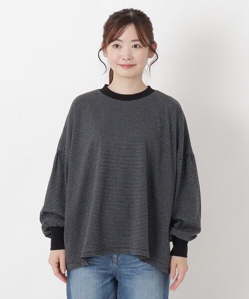one'sterrace(ワンズテラス)の「コットンボーダーギャザースリーブプルオーバー(Tシャツ/カットソー・レディース・ブラック系8/ベージュ系その他7・02)」の3枚目の写真