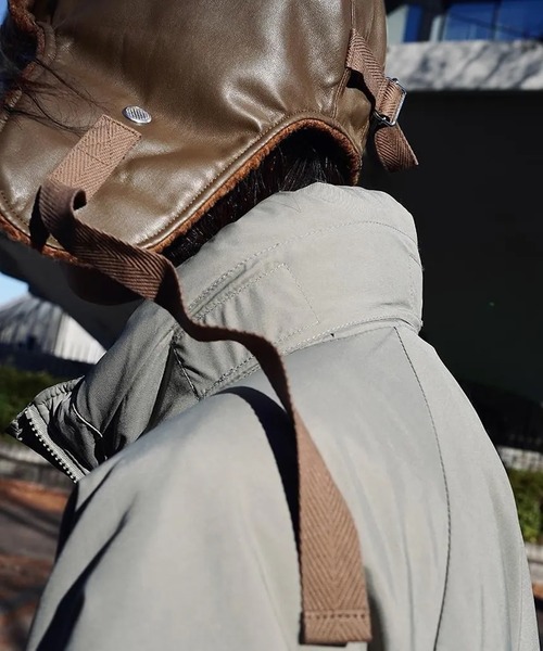 KIJIMA TAKAYUKI（キジマ　タカユキ）の「FAUX LEATHER & BOA AVIATOR CAP（キャップ・レディース・ブラック/キャメル・57cm/59cm/61cm）」の2枚目の写真