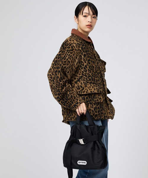 OUTDOOR PRODUCTS（アウトドアプロダクツ）の「【OUTDOOR PRODUCTS / アウトドアプロダクツ】2WAYベルトナイロントートバッグS/ナイロン/トート2way Belt Tote [S]バッグ（トートバッグ・レディース・ブラウン/ブラック/シルバー・フリー）」の4枚目の写真
