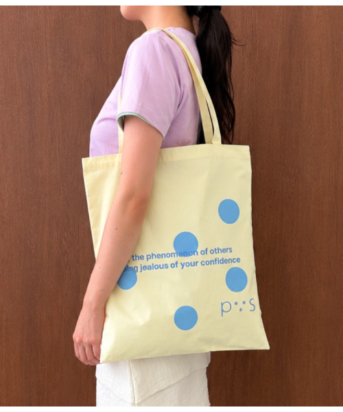 PEEVES PEEVES(フィブス フィブス)の「Dot Signature Logo Bag / Light Yellow(エコバッグ/サブバッグ・レディース・その他・OS)」の2枚目の写真
