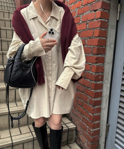 WILLFULLY(ウィルフリー)の「over size corduroy SH(シャツ/ブラウス・レディース・ブルー/アイボリー/ブラウン・FREE)」の2枚目の写真