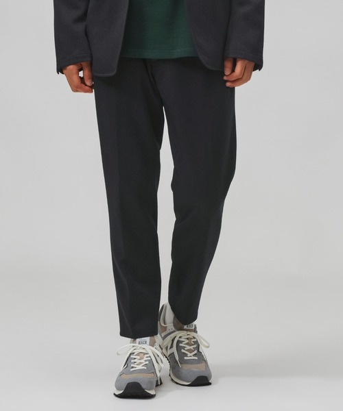 NEW BALANCE(ニューバランス)の「【別注】ニューバランス New Balance カルゼスリムテーパードパンツ 限定コラボ(スラックス・メンズ・ブラック・S/M/L/LL)」の1枚目の写真