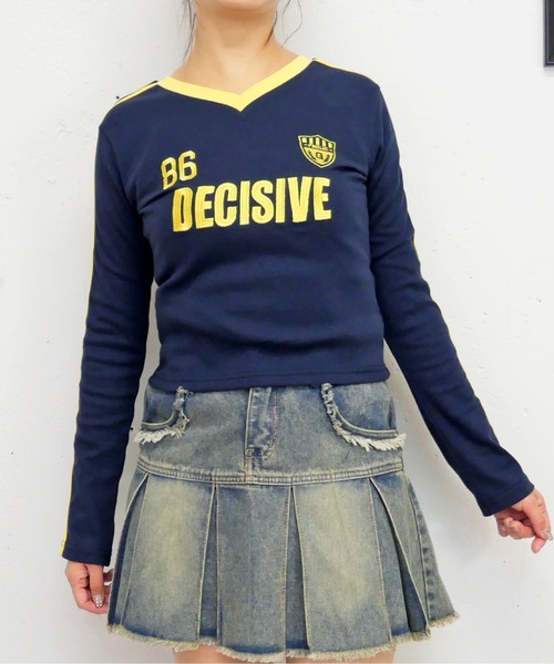 FUN(ファン)の「VネックゲームロンT(Tシャツ/カットソー・レディース・イエロー/ネイビー/レッド・FREE)」の1枚目の写真