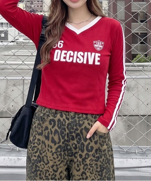 FUN(ファン)の「VネックゲームロンT(Tシャツ/カットソー・レディース・イエロー/ネイビー/レッド・FREE)」の3枚目の写真