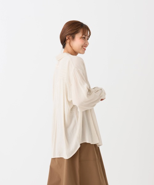 HEART MARKET(ハートマーケット)の「Vボイルゆるシアーシャツチュニック(シャツ/ブラウス・レディース・グレイッシュベージュ/レッド/モカ/ブラック・FREE)」の17枚目の写真