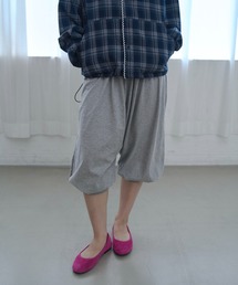 FEKETE（フェケテ）の「loose capri jogger pants / ルーズカプリジョガーパンツ（その他パンツ）」