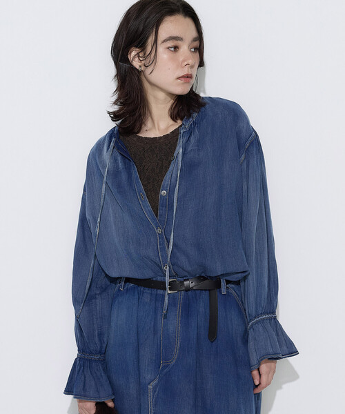 K.T KIYOKO TAKASE(キヨコタカセ)の「2.2オンスシフォンデニム シャツ(シャツ/ブラウス・レディース・ブルー/ブラック/サックスブルー・11号/9号/7号)」の3枚目の写真