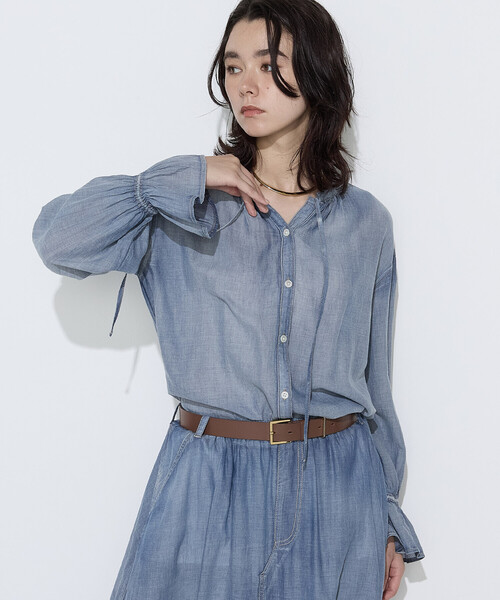 K.T KIYOKO TAKASE(キヨコタカセ)の「2.2オンスシフォンデニム シャツ(シャツ/ブラウス・レディース・ブルー/ブラック/サックスブルー・11号/9号/7号)」の15枚目の写真