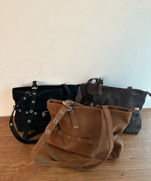 apres jour clair(アプレジュールクレア)の「【apres jour clair】ベルトデザインバッグ(トートバッグ・レディース・ブラック/ベージュ/ブラウン系その他・FREE)」の4枚目の写真