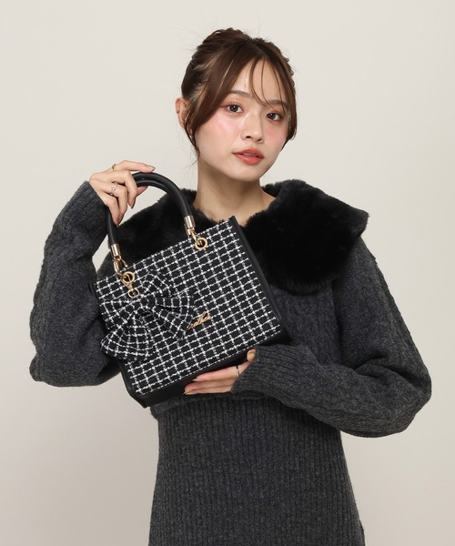 Heather(ヘザー)の「ツイードスクエアBAG 1080459(ハンドバッグ・レディース・ブラック系/ホワイト系/ピンク系・ONE SIZE)」の2枚目の写真