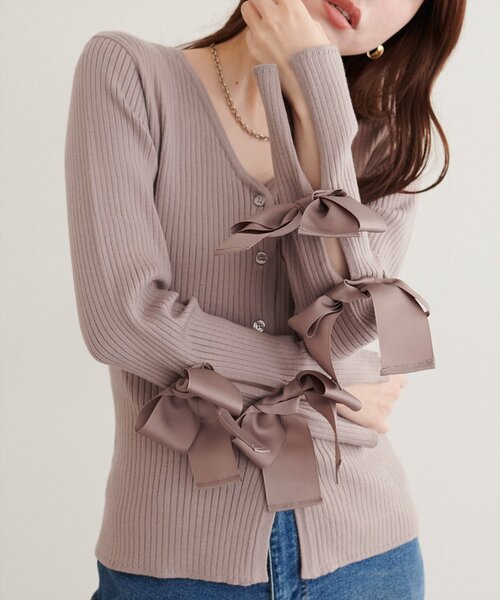 natural couture(ナチュラルクチュール)の「袖リボンマルチWAYニット(ニット/セーター・レディース・ネイビー/チャコールグレー/モカ/その他1・FREE)」の1枚目の写真