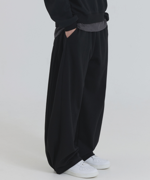 PIANER(ピアネール)の「ピンチカーブドスウェットパンツ(ブラック)(スウェットパンツ・レディース・ブラック・MEDIUM/LARGE/X-LARGE)」の6枚目の写真
