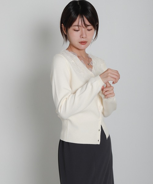 libelle more(リベル モア)の「モチーフレースVネックカーディガン(カーディガン/ボレロ・レディース・アイボリー/マスタード/ブラック・M)」の10枚目の写真