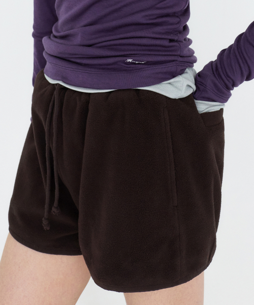 MONGDOL(モンドル)の「ボアジャケットバンディングショートパンツ ブラウン MDPT085BROWN(その他パンツ・レディース・その他・F)」の4枚目の写真
