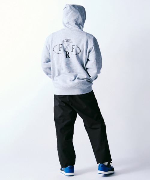 reversal.dogi.design.works(リバーサル・ドーギ・デザイン・ワークス)の「<reversal/リバーサル>FISH HOOK SWEAT HOODIE(パーカー・メンズ・グレー/ブラック・M/L/XL)」の15枚目の写真