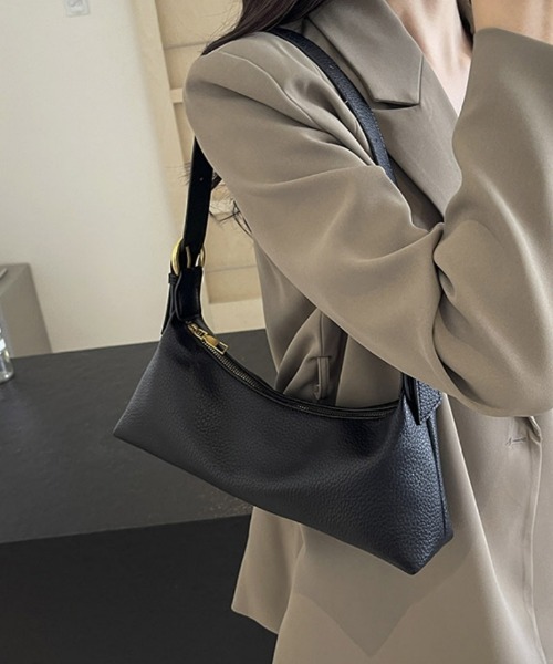 Ritzy(リッツィー)の「フェイクレザー ハーフムーン 横長 ワンハンドルバッグ(ショルダーバッグ・レディース・ベージュ/モカ/ブラック・FREE)」の22枚目の写真