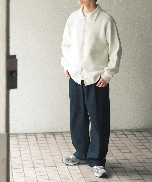 ITEMS URBANRESEARCH(アイテムズ アーバンリサーチ)の「Wフェイス シェニール レギュラーカラーカーディガン(カーディガン/ボレロ・メンズ・ベージュ系その他/ブルー系その他/ホワイト系その他・MEDIUM/LARGE)」の4枚目の写真