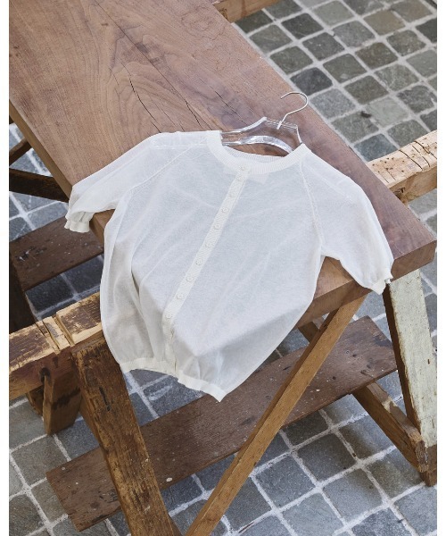 TODAYFUL(トゥデイフル)の「Sheer Knit Cardigan(カーディガン/ボレロ・レディース・ライトグレー/ブラック/アイボリー・FREE)」の7枚目の写真