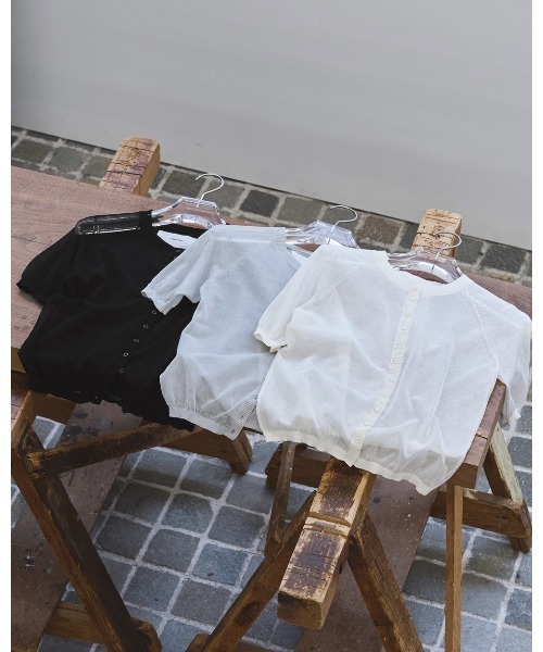 TODAYFUL(トゥデイフル)の「Sheer Knit Cardigan(カーディガン/ボレロ・レディース・ライトグレー/ブラック/アイボリー・FREE)」の9枚目の写真