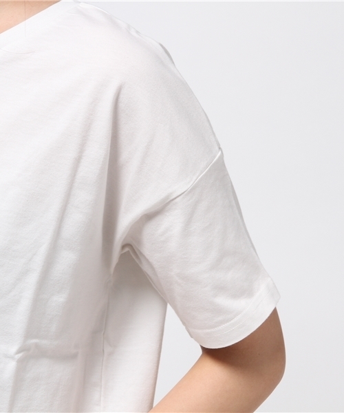 NATURAL BEAUTY BASIC（ナチュラルビューティーベーシック）の「オーガニックコットンＶネックＴシャツ（Tシャツ/カットソー・レディース・ホワイト/グレー/カーキ/ネイビー・MEDIUM）」の9枚目の写真