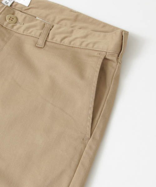 URBAN RESEARCH（アーバンリサーチ）の「UR ストレッチナローパンツ（その他パンツ・メンズ・ブラック/カーキ/ベージュ・LARGE/MEDIUM）」の5枚目の写真