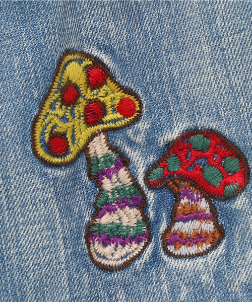 BOOFOOWOO(ブーフーウー)の「刺繍入Gジャン(デニムジャケット・キッズ・インディゴブルー・150/140)」の8枚目の写真