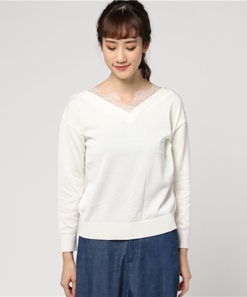 INTERPLANET（インタープラネット）の「Vネックレース見えニット（ニット/セーター・レディース・ブラック/ライトグレー/オフホワイト・FREE）」の4枚目の写真