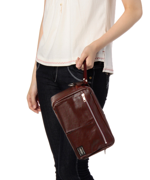 PORTER（ポーター）の「PORTER FREE STYLE CAMERA BAG LARGE <B印 YOSHIDA SELECT>（ショルダーバッグ・メンズ・ブラック/ブラウン系その他/ブラウン・ONE SIZE）」の11枚目の写真