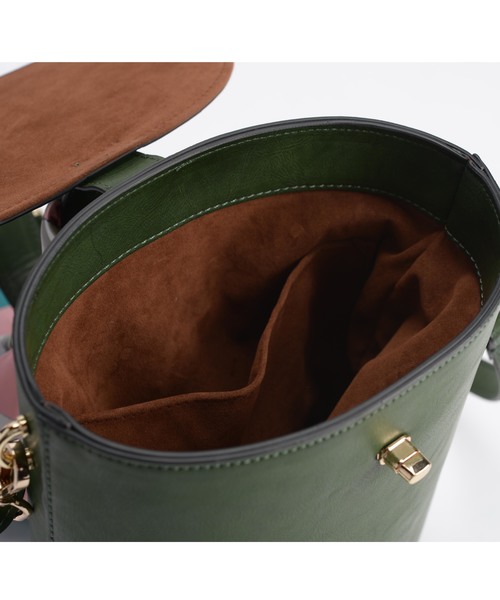 Casselini(キャセリーニ)の「【Casselini】スカーフ付きポシェット 171-110531 0(ショルダーバッグ・レディース・ブラック/ブラウン/グリーン・FREE)」の9枚目の写真