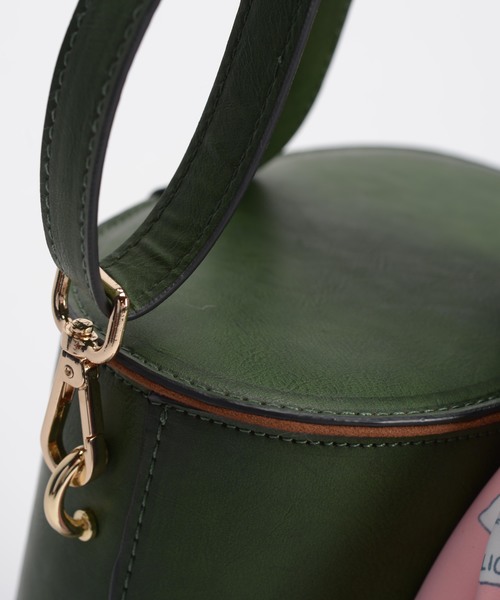 Casselini(キャセリーニ)の「【Casselini】スカーフ付きポシェット 171-110531 0(ショルダーバッグ・レディース・ブラック/ブラウン/グリーン・FREE)」の10枚目の写真