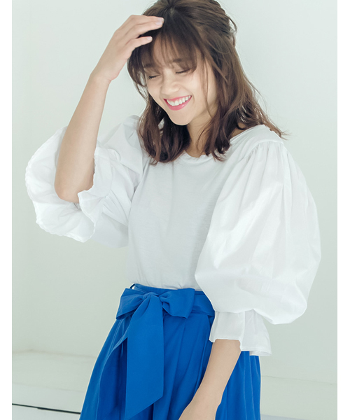 Re:EDIT（リエディ）の「[コットンが見せてくれた、ふたつの表情。]ボリュームスリーブ異素材トップストップス/シャツ・ブラウス[リエディ]（シャツ/ブラウス・レディース・ブラック/ホワイト/ピンク/イエロー・MEDIUM）」の2枚目の写真