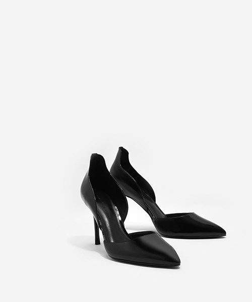 CHARLES & KEITH(チャールズ & キース)の「ドルセイスティレット / D'ORSAY STILETTOS(パンプス・レディース・ライトグレー/バーガンディー/ブラック・23cm/24cm/23.5cm/25cm/22.5cm)」の5枚目の写真