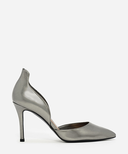 CHARLES & KEITH(チャールズ & キース)の「ドルセイスティレット / D'ORSAY STILETTOS(パンプス・レディース・ライトグレー/バーガンディー/ブラック・23cm/24cm/23.5cm/25cm/22.5cm)」の11枚目の写真
