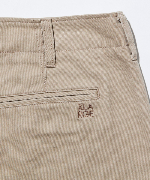 XLARGE(エクストララージ)の「SLIM FIT CHINO(チノパンツ・メンズ・ベージュ/カーキ/オリーブ/ネイビー・30inch/32inch/34inch/36inch)」の8枚目の写真