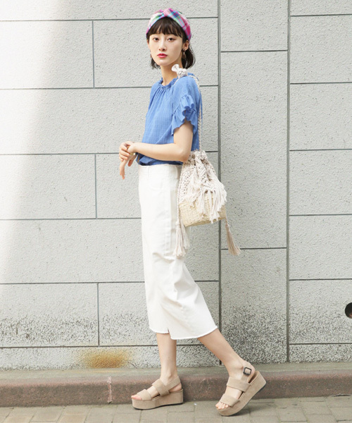 LOWRYS FARM（ローリーズファーム）の「アツゾコベルトサンダル　784623（サンダル・レディース・ベージュ系その他/レッド/ブラック/シルバー/レッド系その他・MEDIUM/LARGE）」の9枚目の写真