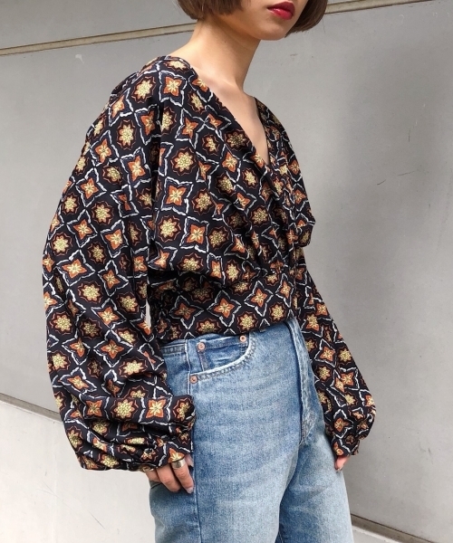 PAGEBOY（ページボーイ）の「【WEB限定】コモンカシュクールブラウス（シャツ/ブラウス・レディース・ブラック/キャメル・FREE）」の5枚目の写真