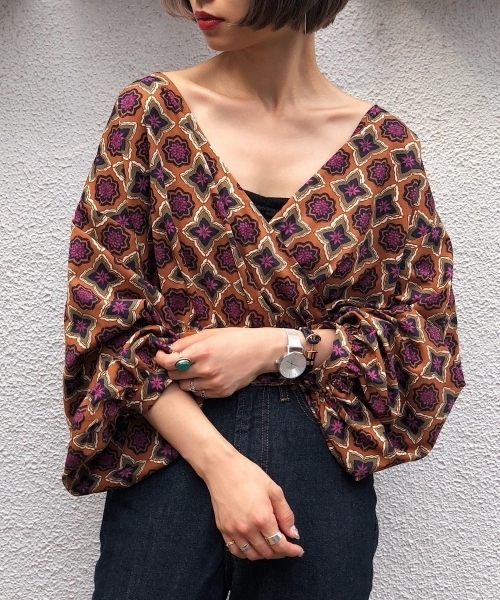 PAGEBOY（ページボーイ）の「【WEB限定】コモンカシュクールブラウス（シャツ/ブラウス・レディース・ブラック/キャメル・FREE）」の6枚目の写真