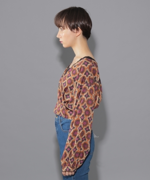 PAGEBOY（ページボーイ）の「【WEB限定】コモンカシュクールブラウス（シャツ/ブラウス・レディース・ブラック/キャメル・FREE）」の12枚目の写真