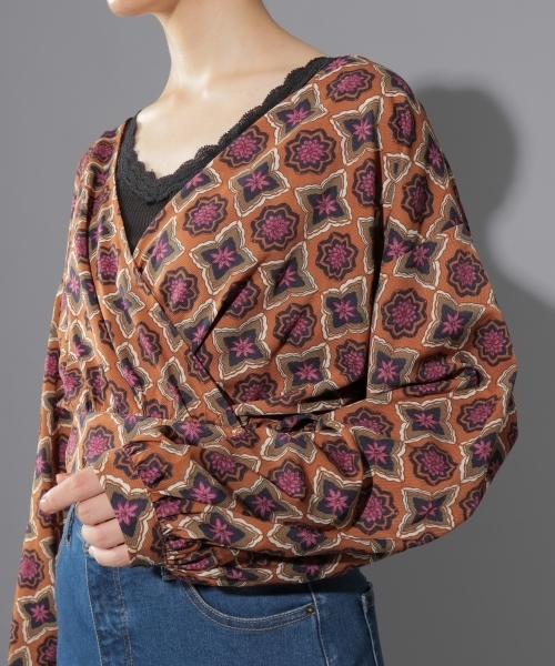 PAGEBOY（ページボーイ）の「【WEB限定】コモンカシュクールブラウス（シャツ/ブラウス・レディース・ブラック/キャメル・FREE）」の15枚目の写真