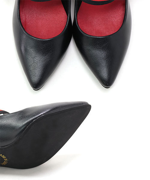 SESTO（セスト）の「モードとヴィンテージの気配を纏うバイカラーストラップのポインテッドトゥ7cmヒールパンプス（パンプス・レディース・ブラック/キャメル・22.5cm/23.5cm/24.5cm/25.5cm/23.0cm/24.0cm/22.0cm）」の11枚目の写真