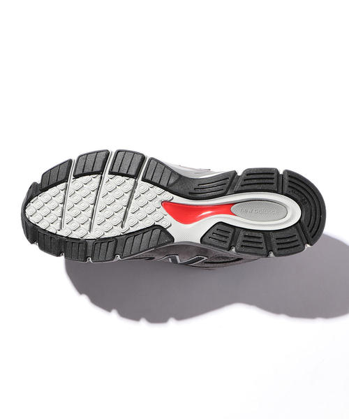 NEW BALANCE(ニューバランス)の「<New Balance (ニューバランス)> M990/スニーカー ◆(スニーカー・メンズ・ブラック/グレー・11/9/8h/8/7h/9h/7/10)」の5枚目の写真