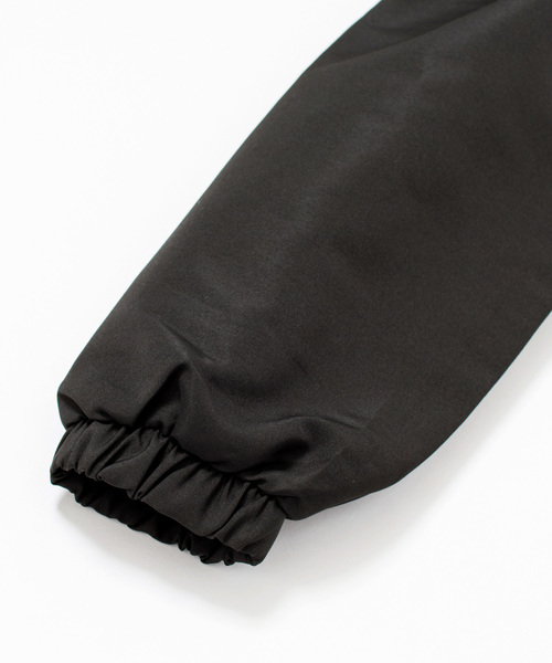 MONO-MART（モノマート）の「オーバーサイズタスラン加工ナイロンコーチジャケット（ブルゾン・メンズ・ブラック/ベージュ/ネイビー/レッド/カーキ/イエロー/グリーン/グリーン系カモフラージュ・M/L/XL）」の14枚目の写真