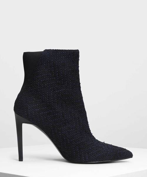 CHARLES & KEITH(チャールズ & キース)の「ポインテッドスティレット カーフブーツ / Pointed Stiletto Calf Boots(ブーツ・レディース・ブラック/ダークブルー/スモークピンク/ブラック系その他2・23.5cm/23cm/24.5cm/25.5cm/25cm)」の1枚目の写真